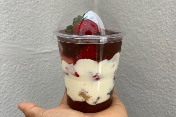 Copo brownie Morango