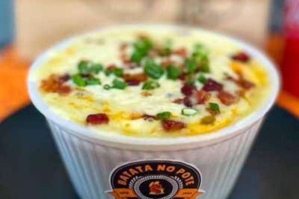 Batata Recheada  de Frango no Pote 500 ML