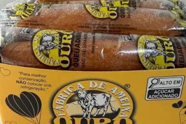 QUEIJADINHA OURO ( AMEIXA DE QUEIJO )