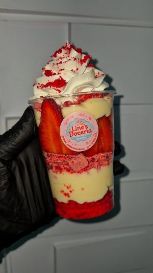 Cravejado da Line’s