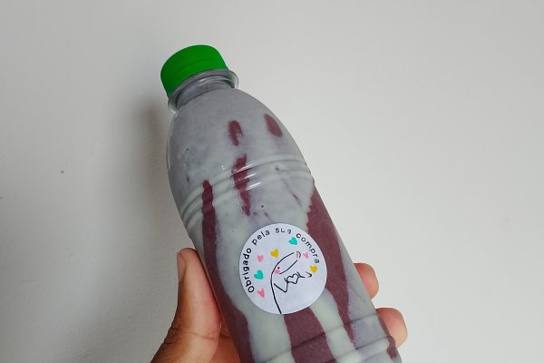 Açaí com leite condensado
